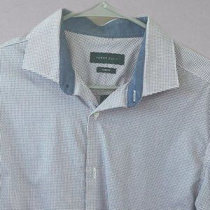 Perry Ellis Slim Fit Dress shirt